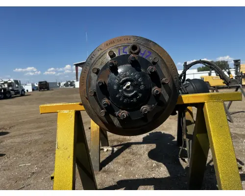 FREIGHTLINER FL60 Hub