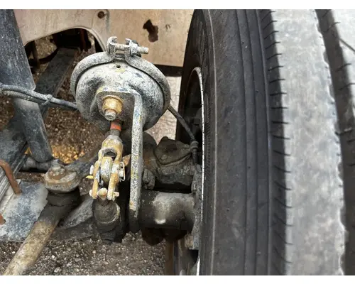 FREIGHTLINER FL60 Spindle  Knuckle, Front