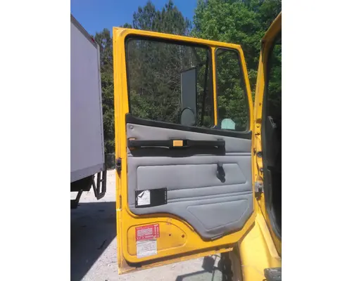 FREIGHTLINER FL70 1991-2005 DOOR ASSEMBLY, FRONT
