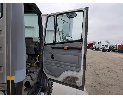 FREIGHTLINER FL70 1991-2005 DOOR ASSEMBLY, FRONT