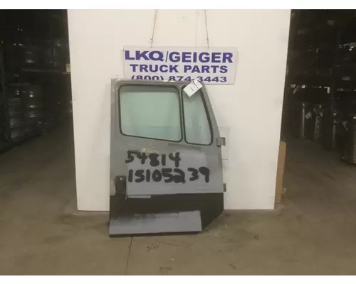 FREIGHTLINER FL70 1991-2005 DOOR ASSEMBLY, FRONT