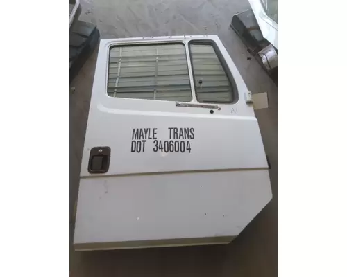 FREIGHTLINER FL70 1991-2005 DOOR ASSEMBLY, FRONT