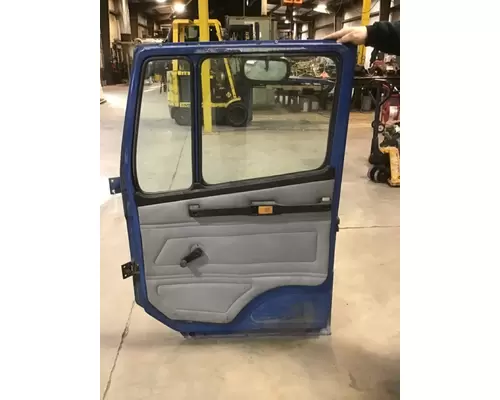 FREIGHTLINER FL70 1991-2005 DOOR ASSEMBLY, FRONT
