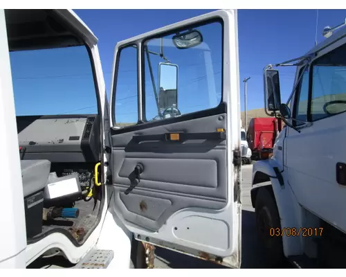 FREIGHTLINER FL70 1991-2005 DOOR ASSEMBLY, FRONT