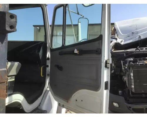 FREIGHTLINER FL70 1991-2005 DOOR ASSEMBLY, FRONT