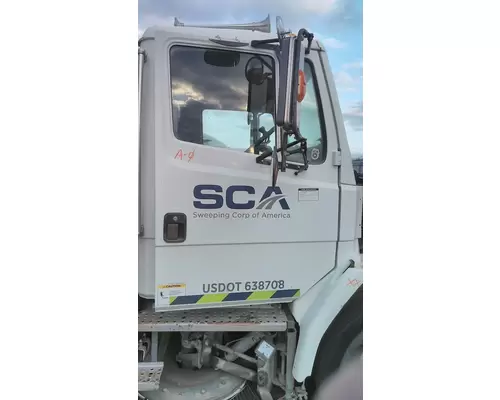 FREIGHTLINER FL70 1991-2005 DOOR ASSEMBLY, FRONT