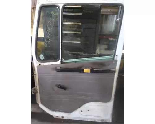 FREIGHTLINER FL70 1991-2005 DOOR ASSEMBLY, FRONT