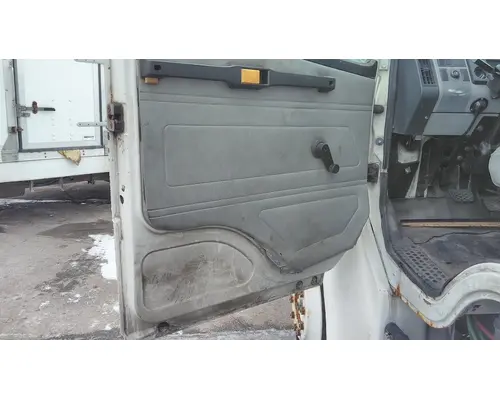 FREIGHTLINER FL70 1991-2005 DOOR ASSEMBLY, FRONT