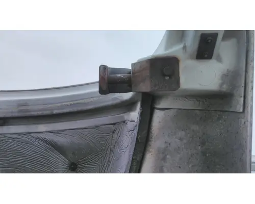 FREIGHTLINER FL70 1992-2005 HOOD