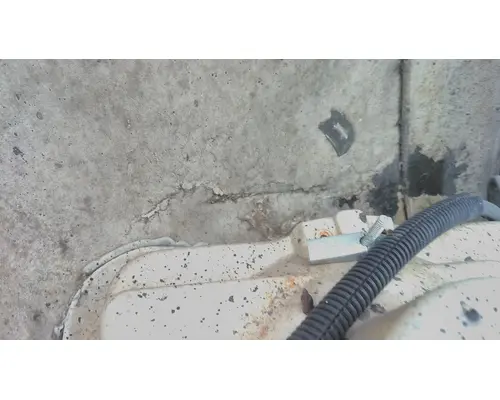 FREIGHTLINER FL70 1992-2005 HOOD