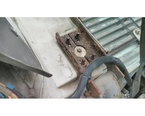 FREIGHTLINER FL70 1992-2005 HOOD