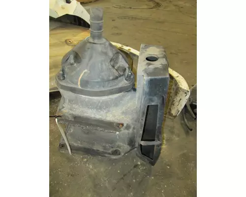 FREIGHTLINER FL70 AIR CLEANER