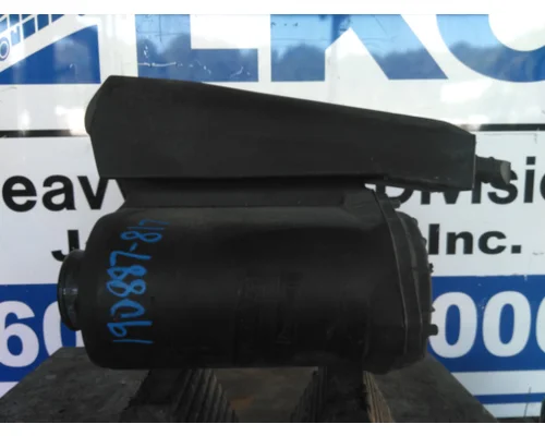 FREIGHTLINER FL70 AIR CLEANER