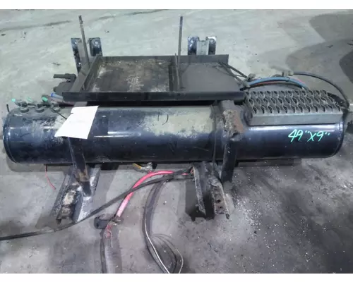 FREIGHTLINER FL70 AIR TANK