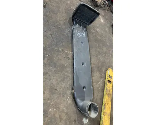 FREIGHTLINER FL70 Air Cleaner