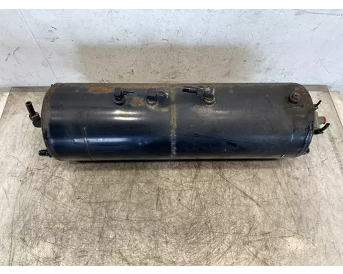 FREIGHTLINER FL70 Air Tank