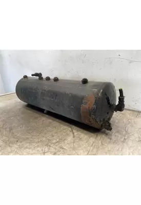 FREIGHTLINER FL70 Air Tank