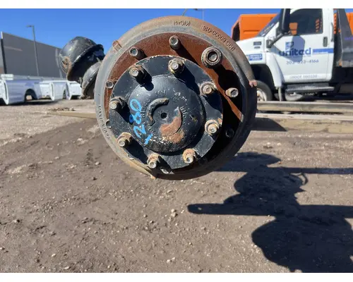 FREIGHTLINER FL70 Axle Assembly, Rear