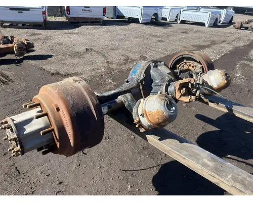 FREIGHTLINER FL70 Axle Assembly, Rear