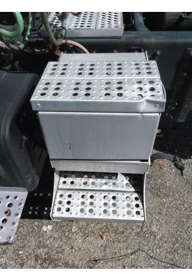 FREIGHTLINER FL70 BATTERY BOX