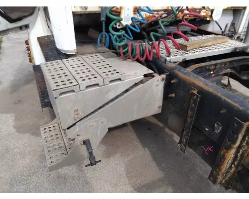 FREIGHTLINER FL70 BATTERY BOX