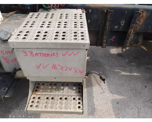 FREIGHTLINER FL70 BATTERY BOX