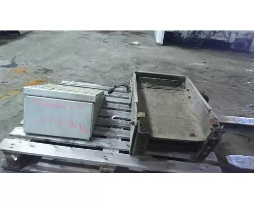 FREIGHTLINER FL70 BATTERY BOX