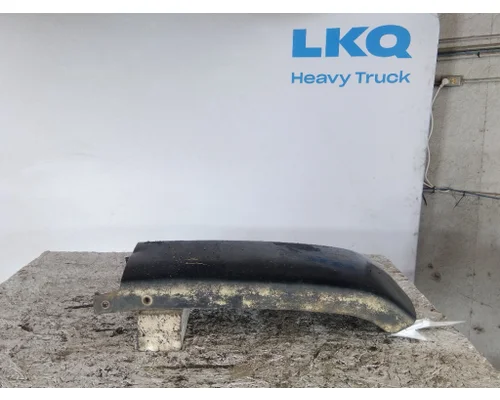 FREIGHTLINER FL70 BUMPER END