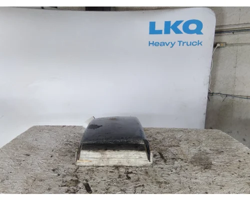 FREIGHTLINER FL70 BUMPER END