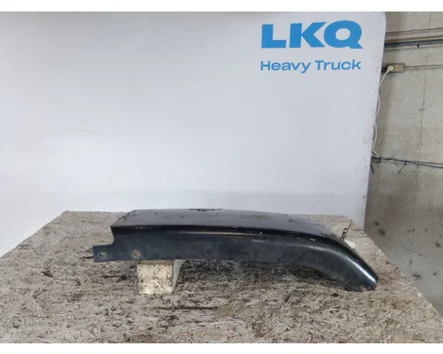 FREIGHTLINER FL70 BUMPER END