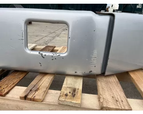 FREIGHTLINER FL70 Bumper Assembly, Front