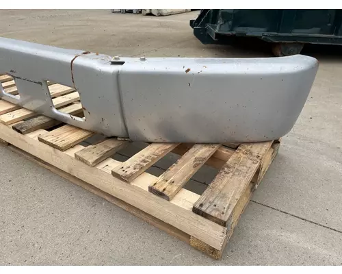 FREIGHTLINER FL70 Bumper Assembly, Front