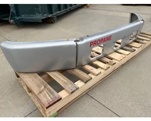 FREIGHTLINER FL70 Bumper Assembly, Front