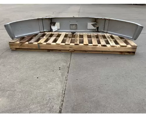 FREIGHTLINER FL70 Bumper Assembly, Front