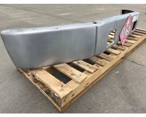 FREIGHTLINER FL70 Bumper Assembly, Front