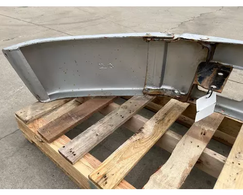 FREIGHTLINER FL70 Bumper Assembly, Front