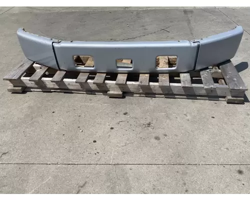 FREIGHTLINER FL70 Bumper Assembly, Front