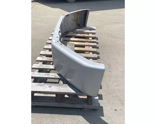 FREIGHTLINER FL70 Bumper Assembly, Front