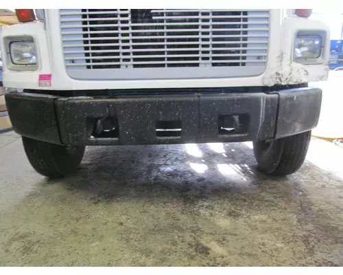FREIGHTLINER FL70 Bumper Assembly, Front