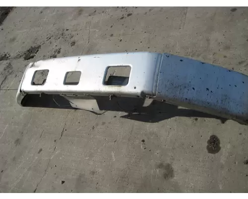 FREIGHTLINER FL70 Bumper Assembly, Front