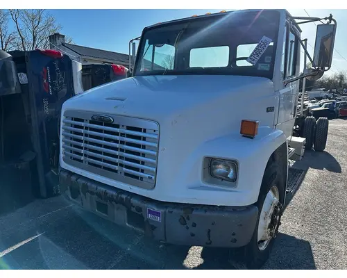 FREIGHTLINER FL70 Bumper Assembly, Front