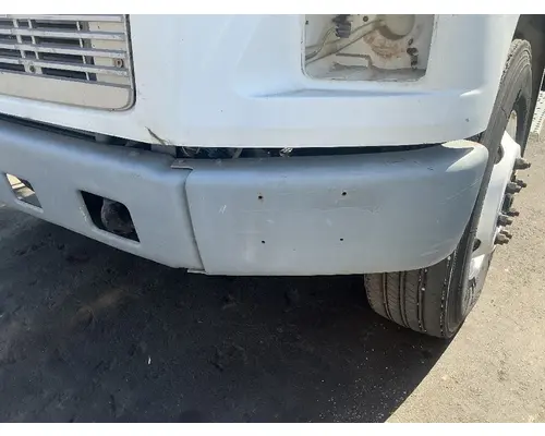 FREIGHTLINER FL70 Bumper Assembly, Front