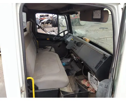 FREIGHTLINER FL70 CAB