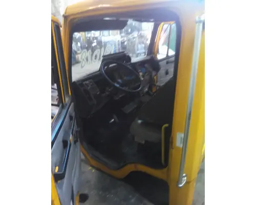 FREIGHTLINER FL70 CAB