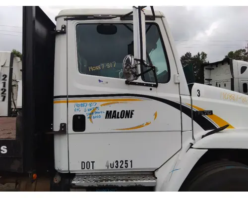 FREIGHTLINER FL70 CAB