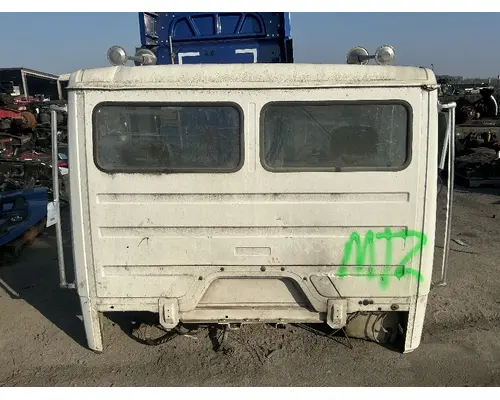 FREIGHTLINER FL70 Cab Assembly
