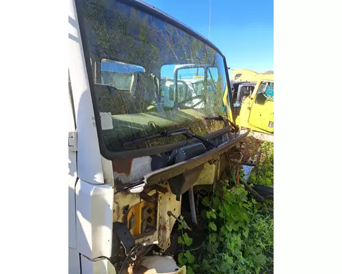 FREIGHTLINER FL70 Cab Mount