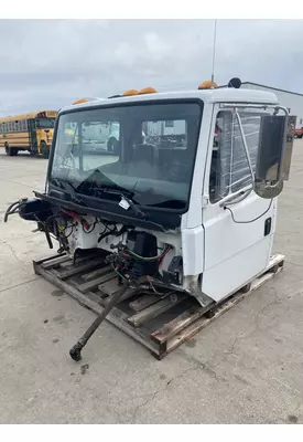 FREIGHTLINER FL70 Cab