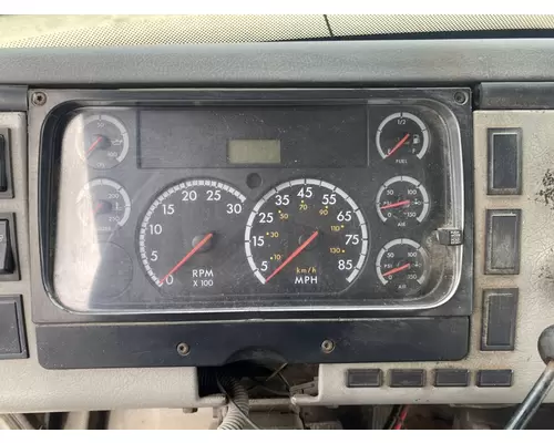 FREIGHTLINER FL70 Cab