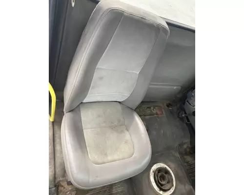 FREIGHTLINER FL70 Cab